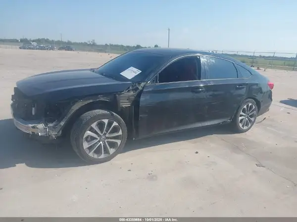 1HGCV1F9XJA009506 2018 HONDA ACCORD - Image 2
