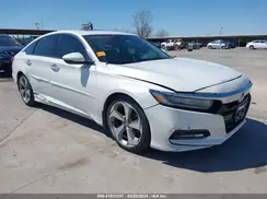 1HGCV1F9XJA015855 2018 HONDA ACCORD