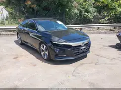 1HGCV1F9XJA026256 2018 HONDA ACCORD