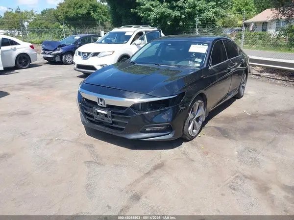 1HGCV1F9XJA026256 2018 HONDA ACCORD - Image 2