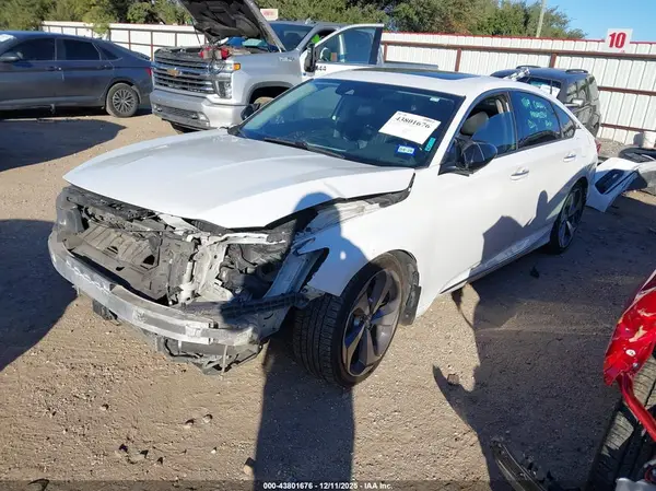 1HGCV1F9XJA038049 2018 HONDA ACCORD - Image 2