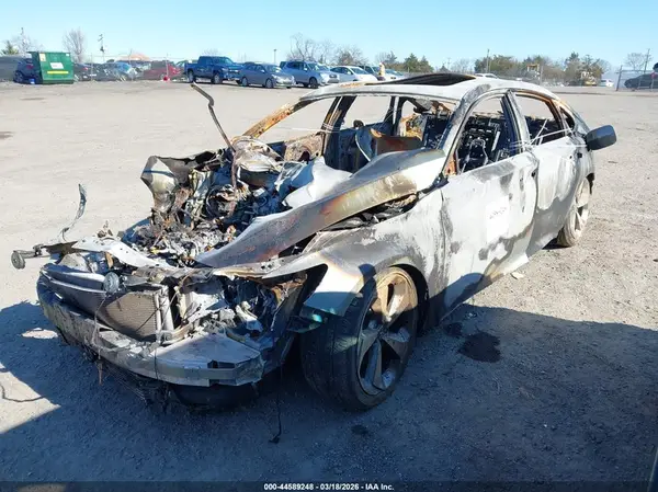 1HGCV1F9XJA041615 2018 HONDA ACCORD - Image 2