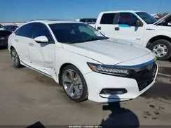 1HGCV1F9XJA067423 2018 HONDA ACCORD