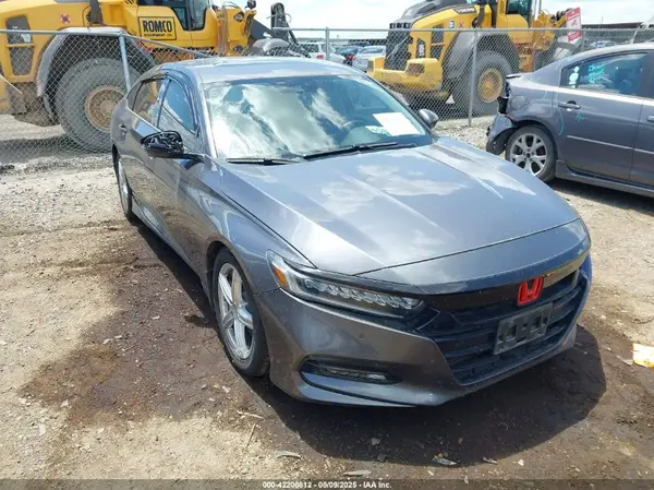 1HGCV1F9XJA076588 2018 HONDA ACCORD - Image 1
