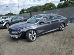 1HGCV1F9XJA090782 2018 HONDA ACCORD