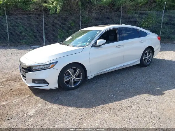 1HGCV1F9XJA104969 2018 HONDA ACCORD - Image 2
