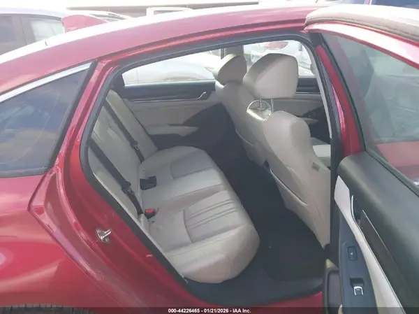 1HGCV1F9XJA106284 2018 HONDA ACCORD - Image 8