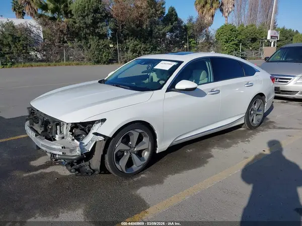 1HGCV1F9XJA108567 2018 HONDA ACCORD - Image 2