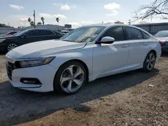1HGCV1F9XJA125658 2018 HONDA ACCORD