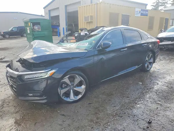 1HGCV1F9XJA134957 2018 HONDA ACCORD - Image 1
