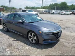 1HGCV1F9XJA138071 2018 HONDA ACCORD