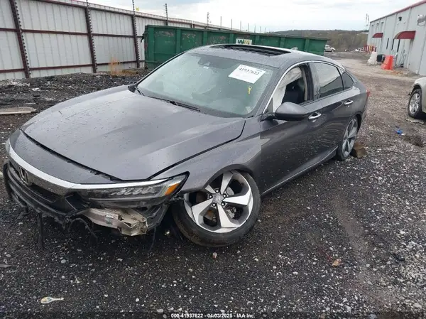 1HGCV1F9XJA197864 2018 HONDA ACCORD - Image 2