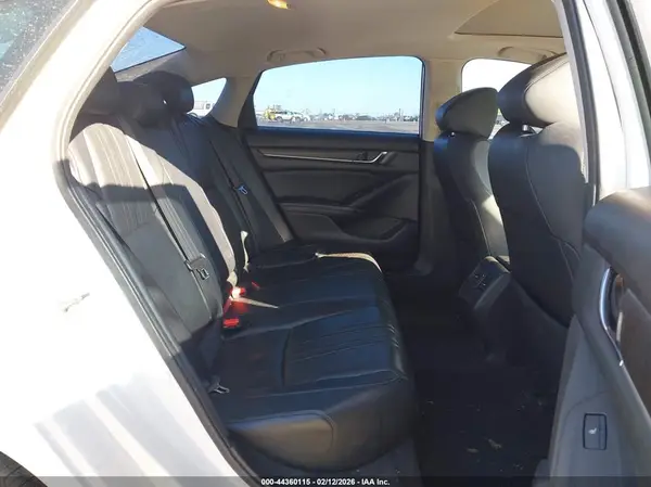 1HGCV1F9XJA197881 2018 HONDA ACCORD - Image 8
