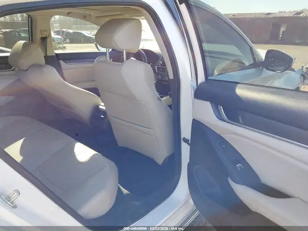 1HGCV1F9XJA218485 2018 HONDA ACCORD - Image 8