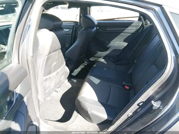 1HGCV2E31JA028450 2018 HONDA ACCORD - Image 8