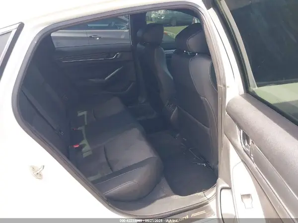 1HGCV2E31KA019605 2019 HONDA ACCORD - Image 8