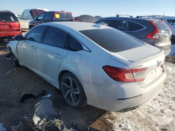 1HGCV2E31KA028739 2019 HONDA ACCORD - Image 2