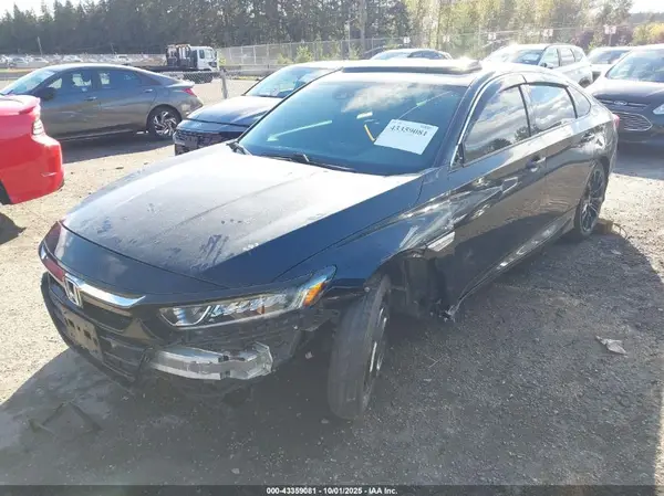 1HGCV2E32KA030385 2019 HONDA ACCORD - Image 2