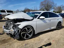 1HGCV2E33JA001332 2018 HONDA ACCORD