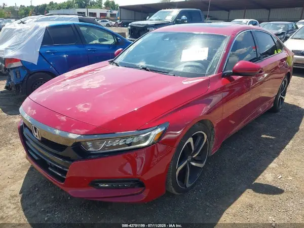1HGCV2E34JA043749 2018 HONDA ACCORD - Image 2