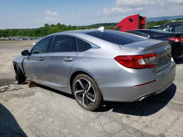 1HGCV2E35JA042951 2018 HONDA ACCORD - Image 2