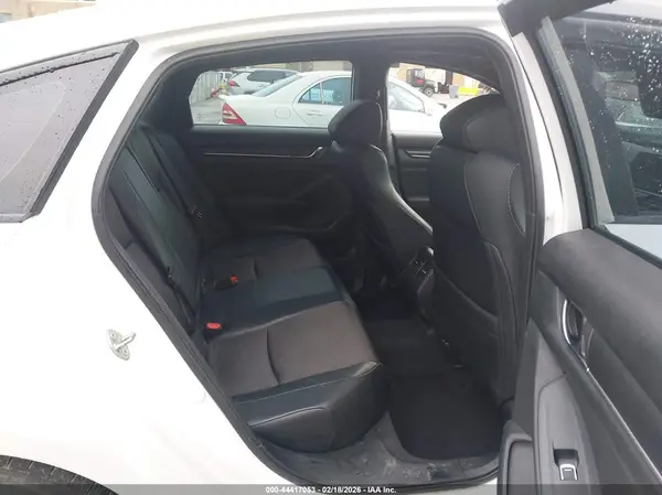 1HGCV2E35JA044067 2018 HONDA ACCORD - Image 8