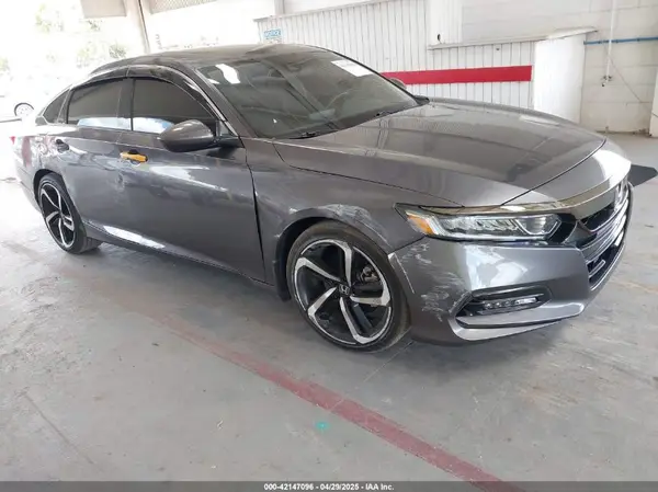 1HGCV2E35KA007554 2019 HONDA ACCORD - Image 1