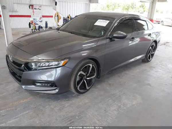 1HGCV2E35KA007554 2019 HONDA ACCORD - Image 2