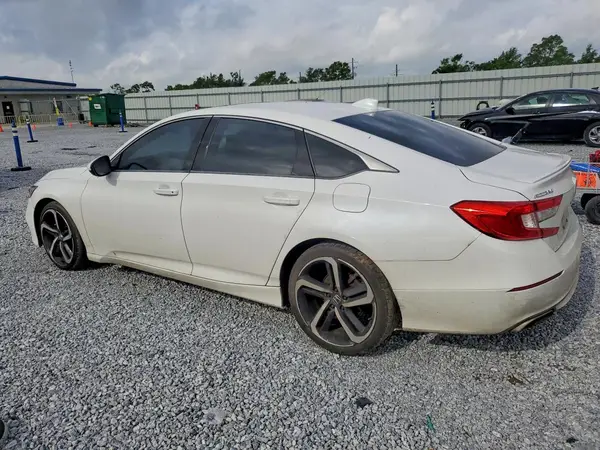 1HGCV2E36JA029867 2018 HONDA ACCORD - Image 2