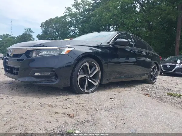 1HGCV2E36KA000368 2019 HONDA ACCORD - Image 2