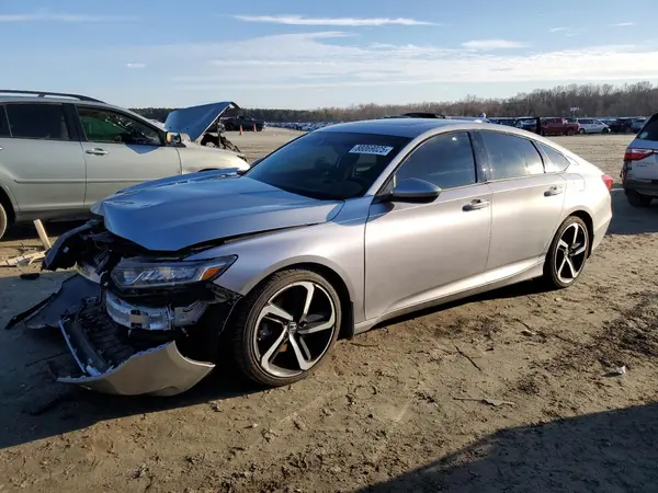 1HGCV2E37JA050176 2018 HONDA ACCORD - Image 1
