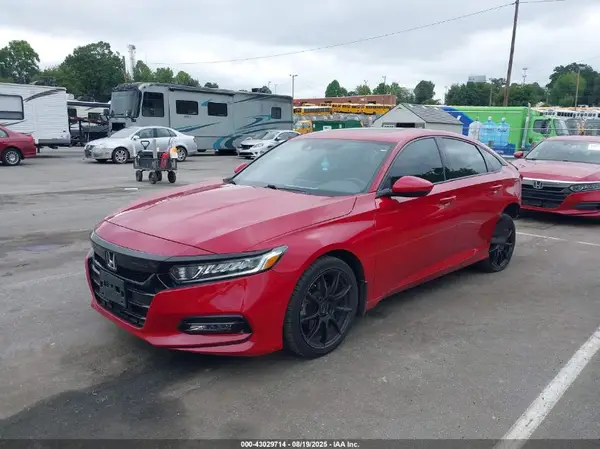 1HGCV2E37JA051084 2018 HONDA ACCORD - Image 2
