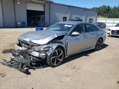 1HGCV2E38JA036934 2018 HONDA ACCORD