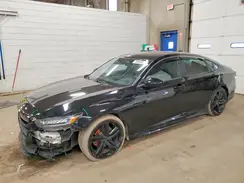 1HGCV2E38JA043950 2018 HONDA ACCORD