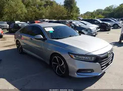 1HGCV2E38JA050168 2018 HONDA ACCORD