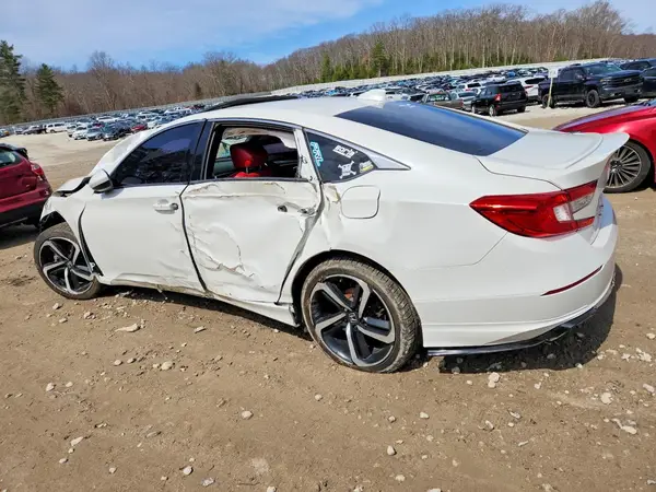 1HGCV2E39JA005434 2018 HONDA ACCORD - Image 2