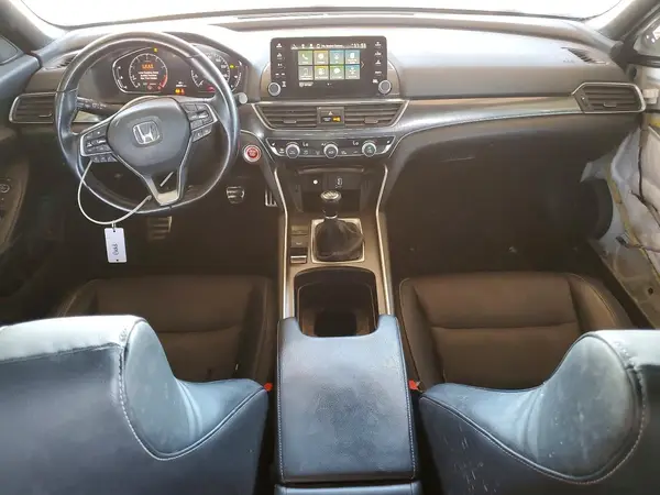1HGCV2E39JA053497 2018 HONDA ACCORD - Image 8