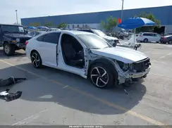 1HGCV2F30JA014411 2018 HONDA ACCORD