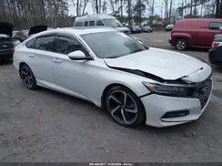 1HGCV2F30JA032357 2018 HONDA ACCORD