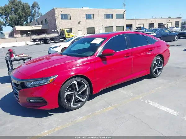 1HGCV2F30JA032505 2018 HONDA ACCORD - Image 2