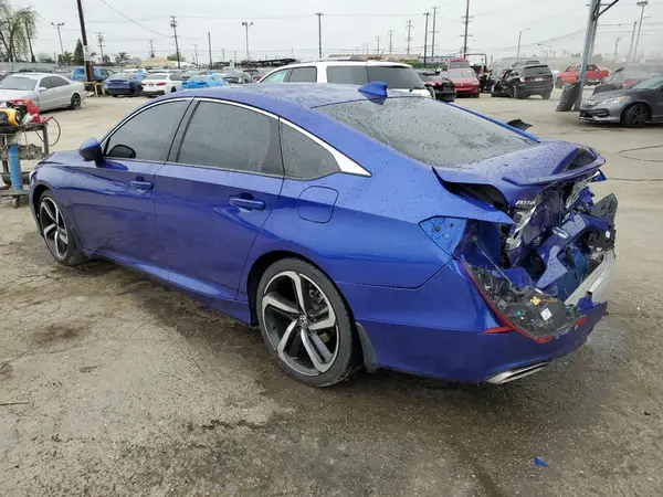 1HGCV2F30JA036974 2018 HONDA ACCORD - Image 2