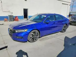 1HGCV2F30JA037008 2018 HONDA ACCORD