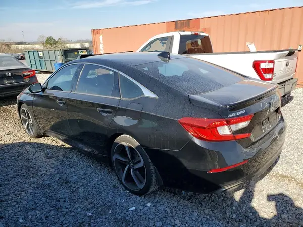 1HGCV2F30JA038899 2018 HONDA ACCORD - Image 2