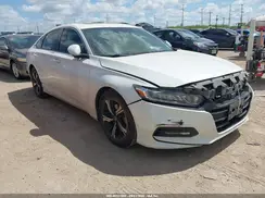 1HGCV2F30JA042306 2018 HONDA ACCORD
