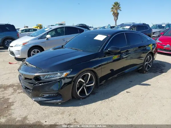 1HGCV2F30JA044119 2018 HONDA ACCORD - Image 2