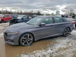 1HGCV2F30JA044265 2018 HONDA ACCORD
