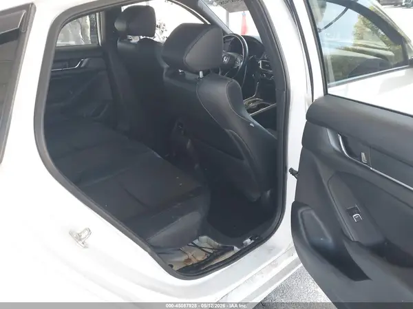 1HGCV2F30JA045772 2018 HONDA ACCORD - Image 8