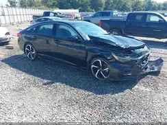1HGCV2F30JA051796 2018 HONDA ACCORD