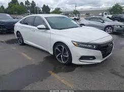 1HGCV2F30JA054052 2018 HONDA ACCORD