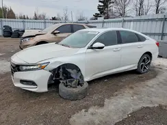 1HGCV2F30JA802461 2018 HONDA ACCORD
